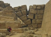 In the tombs west of Khufu's pyramid are many smaller monuments.