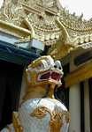 A lion outside the Burmese temple (369x530, 77.0 kilobytes)